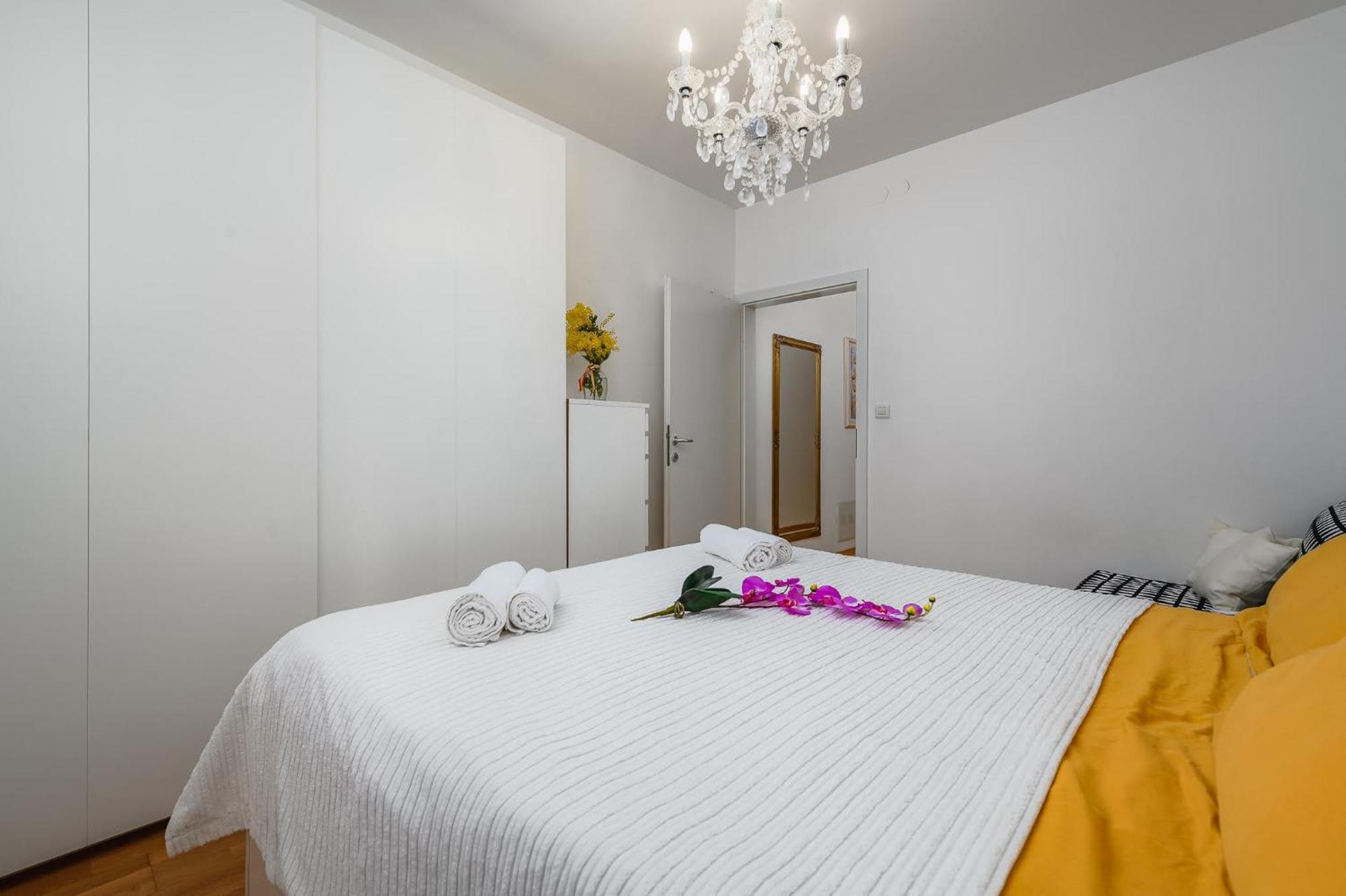 Aureo Apartment Pula Center Экстерьер фото
